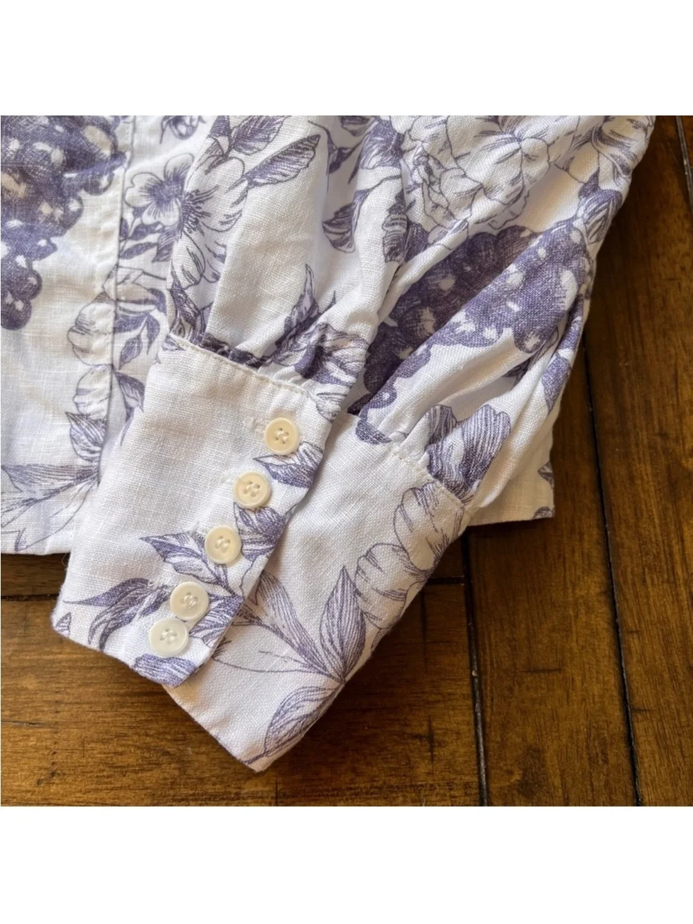 REFORMATION Blouse Top Carla Stilton Linen Puff Sleeve Floral Print White Blue 2